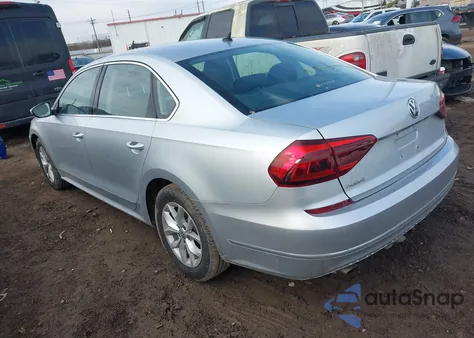 2017 Volkswagen Passat 1.8T S из США, поврежденный, VIN 1VWAT7A3XHC083943